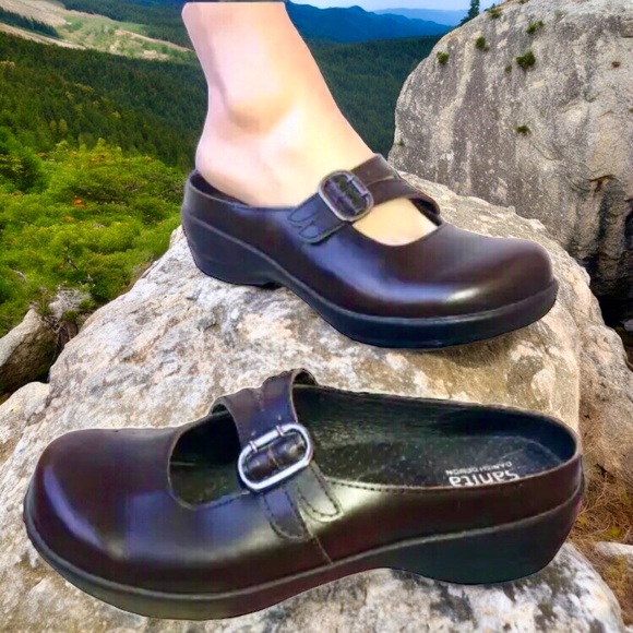 Sanita Brown Mary Jane Clog Brush Off Leather - Picture 10 of 11